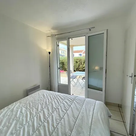 Avec Piscine A 150m De La - 2 Chambres, Wifi, Parking, Terrasse, Jardin - Fr-1-231-296 *