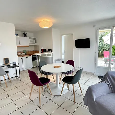 Avec Piscine A 150m De La - 2 Chambres, Wifi, Parking, Terrasse, Jardin - Fr-1-231-296 Apartmán *